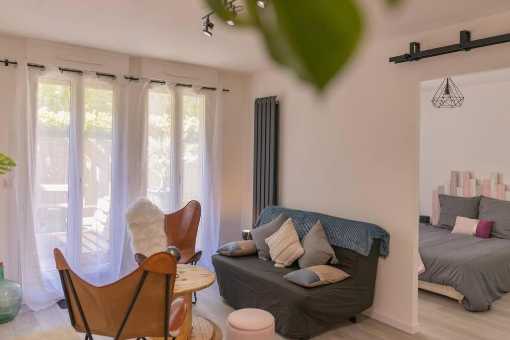 Superbe Appart Plein Centre Avec Parking & Jardin Metz Exterior photo